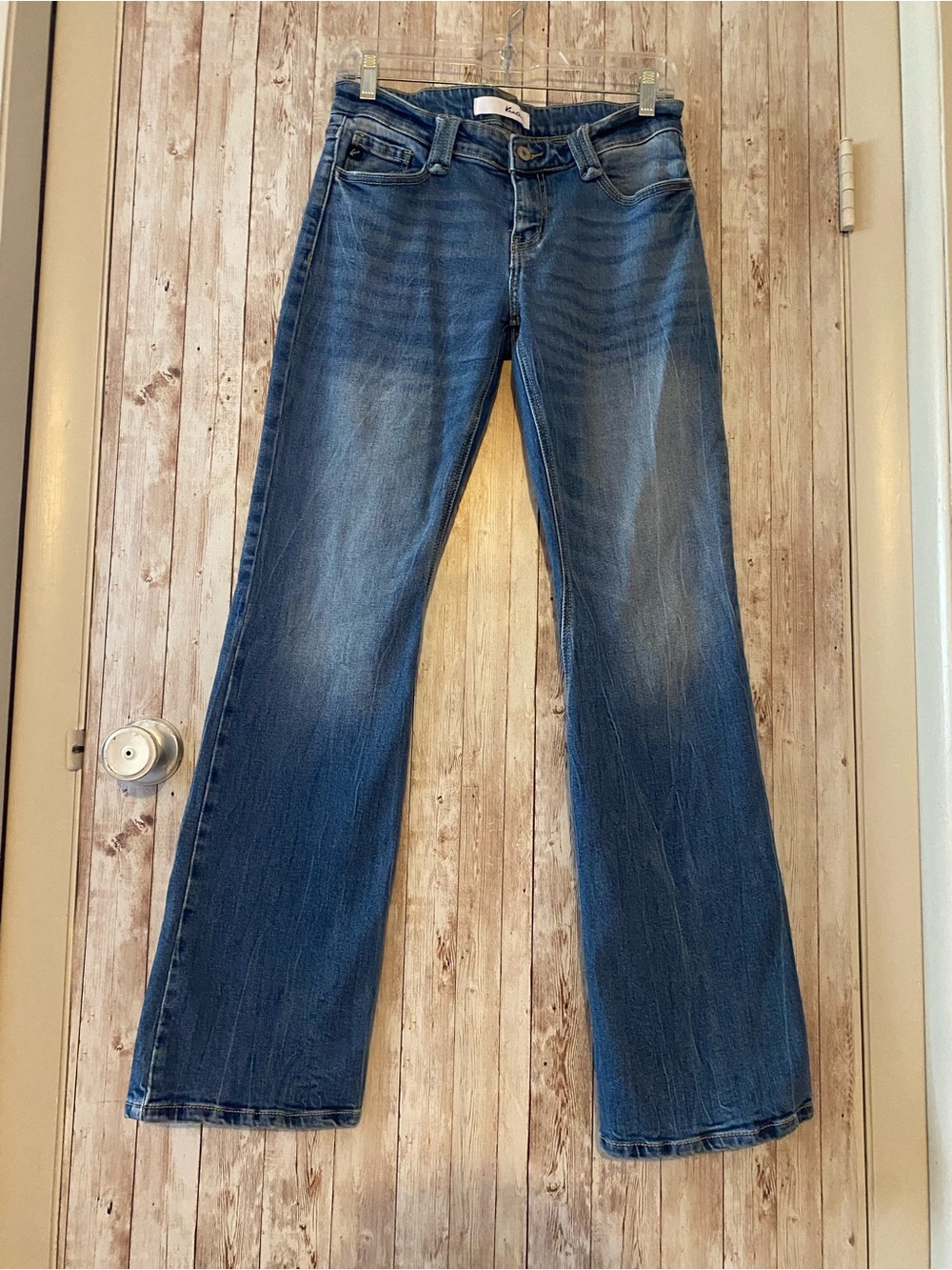 Kancan Jewel Low Rise Bootcut Jeans Size 7 / 27 comfort stretch medium wash